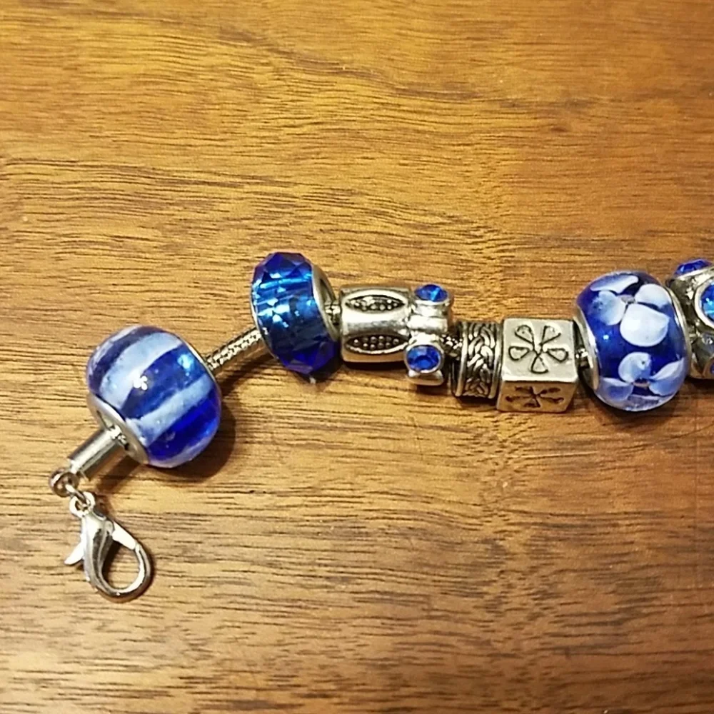 *L 👸📿 NWOT Bracelet Adjustable - Picture 5 of 7